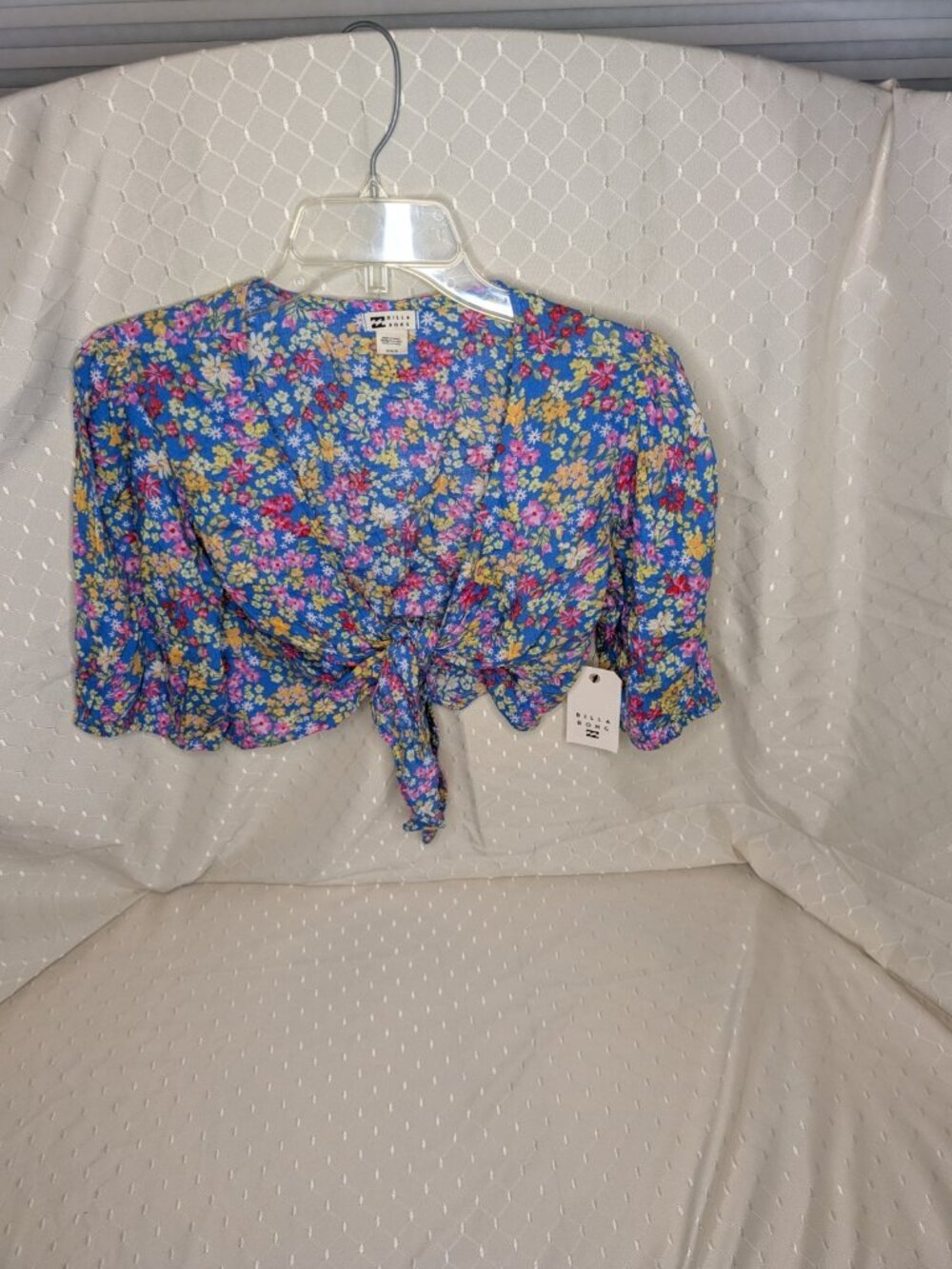 Billabong crop tie top